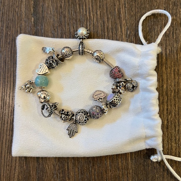 Authentic Pandora Bracelet + 17 charms! - Picture 1 of 7